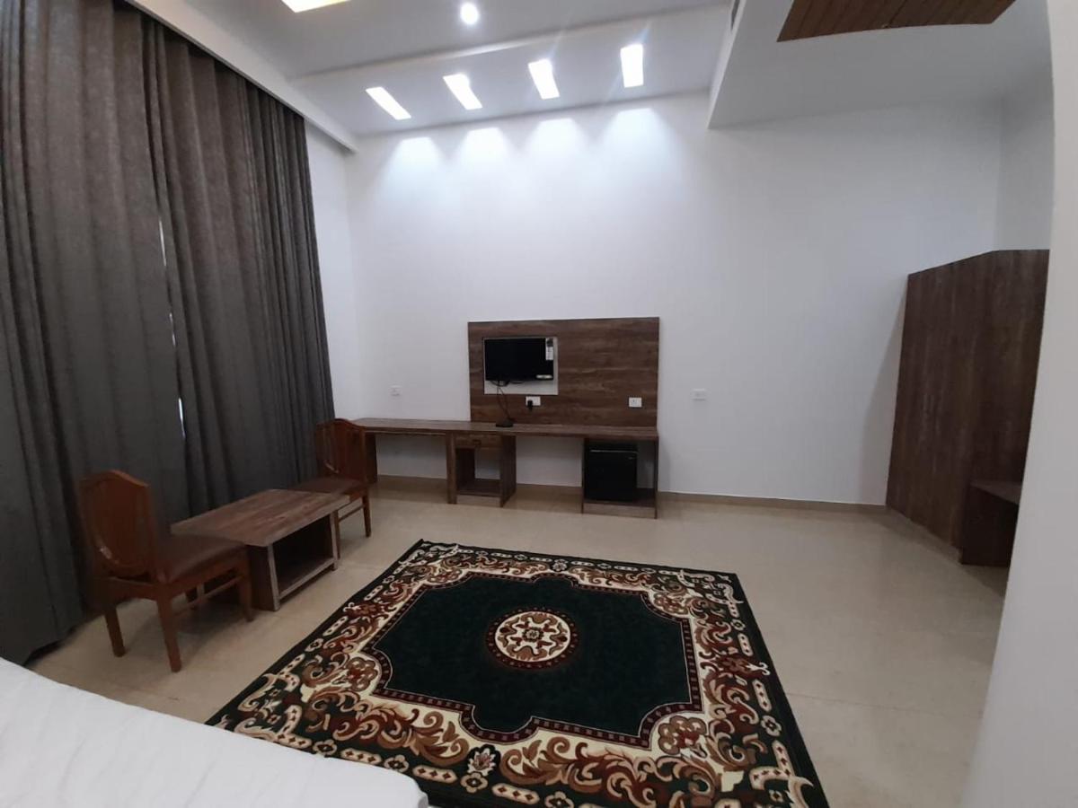 Suitetrails - Jeet Desert Resort