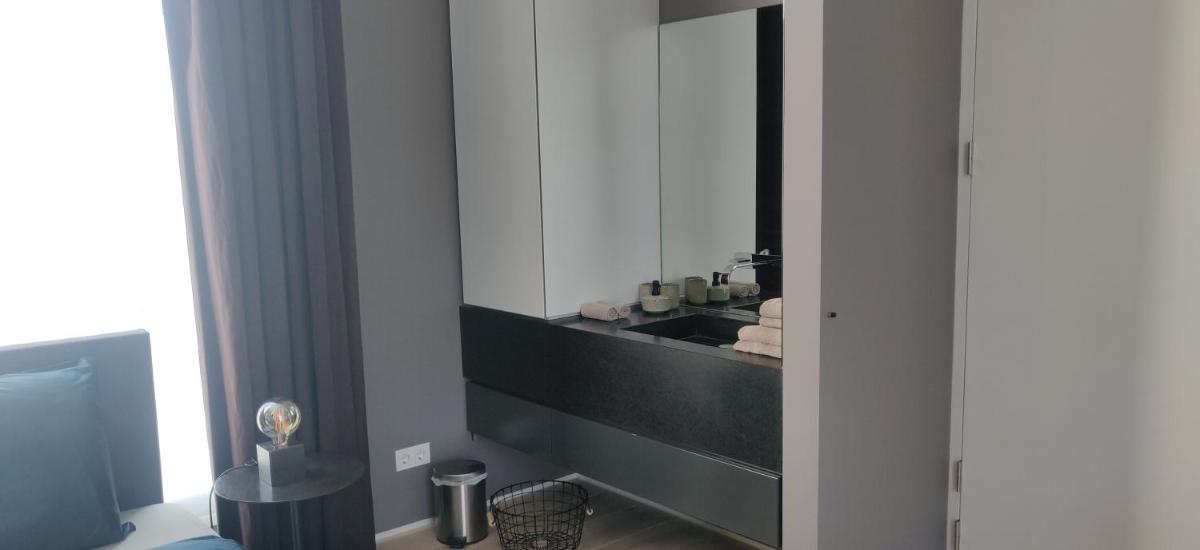 Bed & Wellness Boxtel, luxe kamer met airco en eigen badkamer - Housity