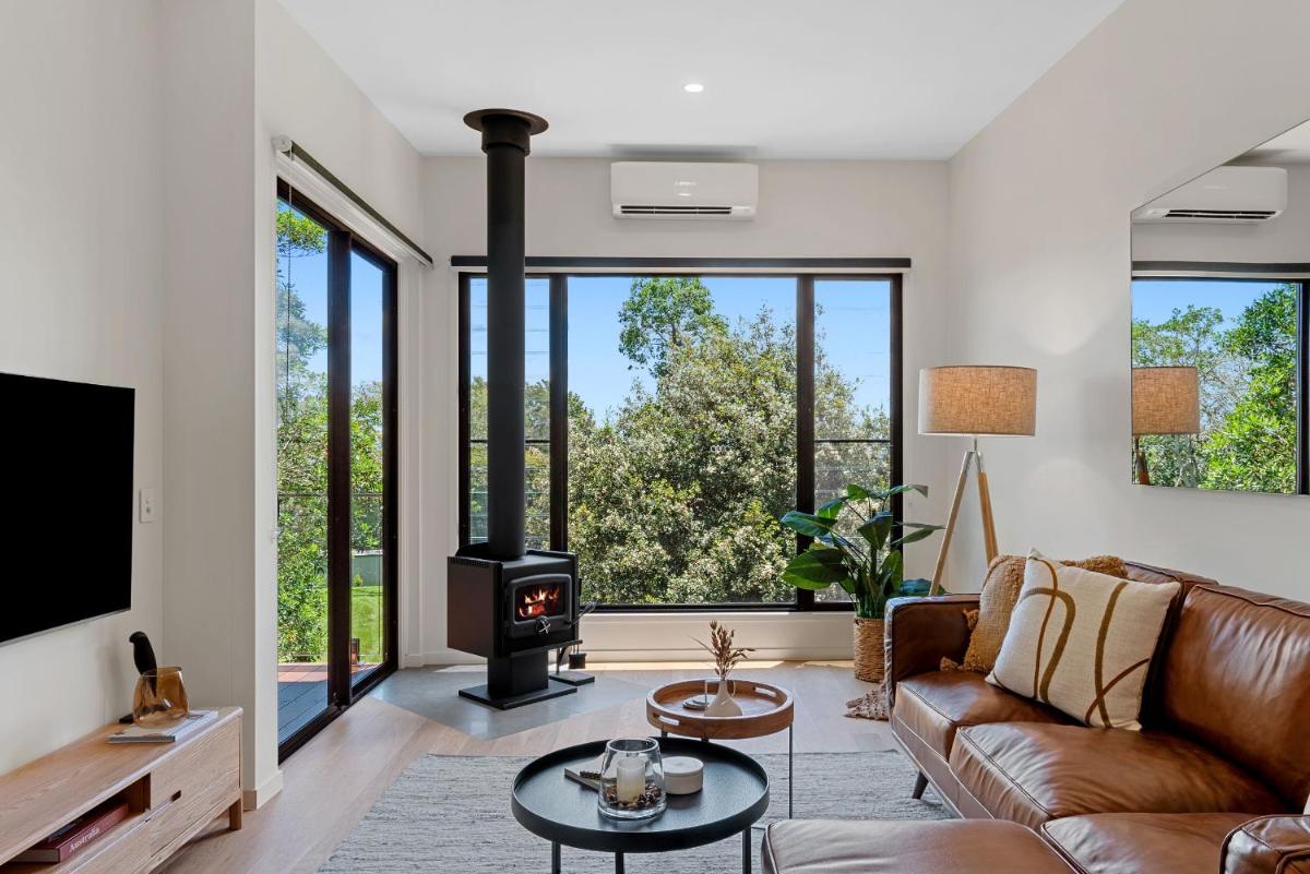 The Ridge at Maleny 1 Bedroom Villa with Spa - Housity