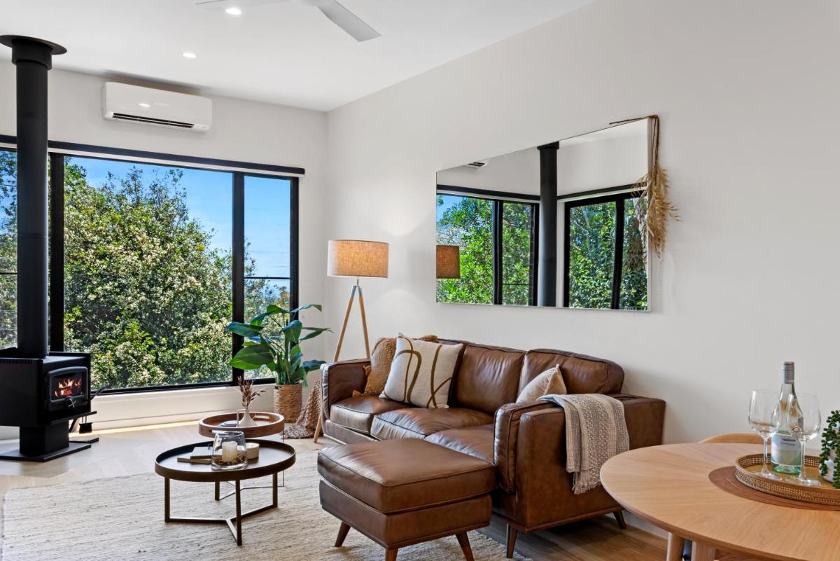 The Ridge at Maleny 1 Bedroom Villa with Spa - Housity
