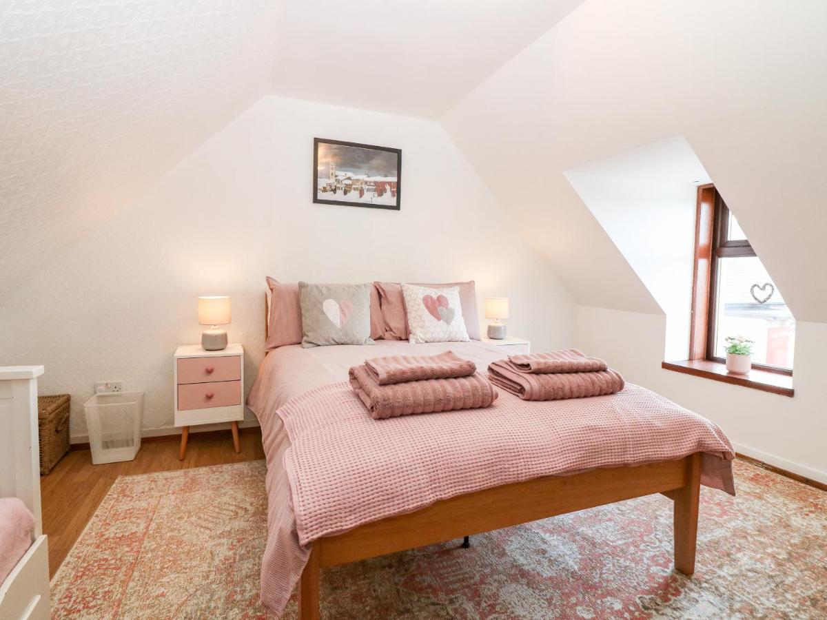 4 Gordon Street - Housity