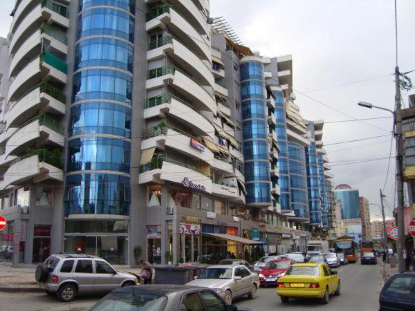 Suitetrails - PAZARI I RI Tirana Charm