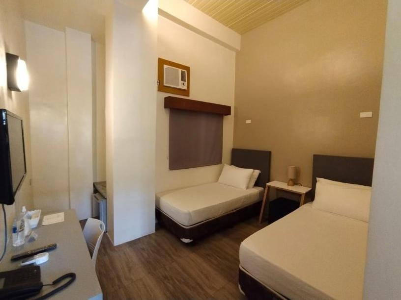 Zillion Pavilion Family & Business Hotel - Housity