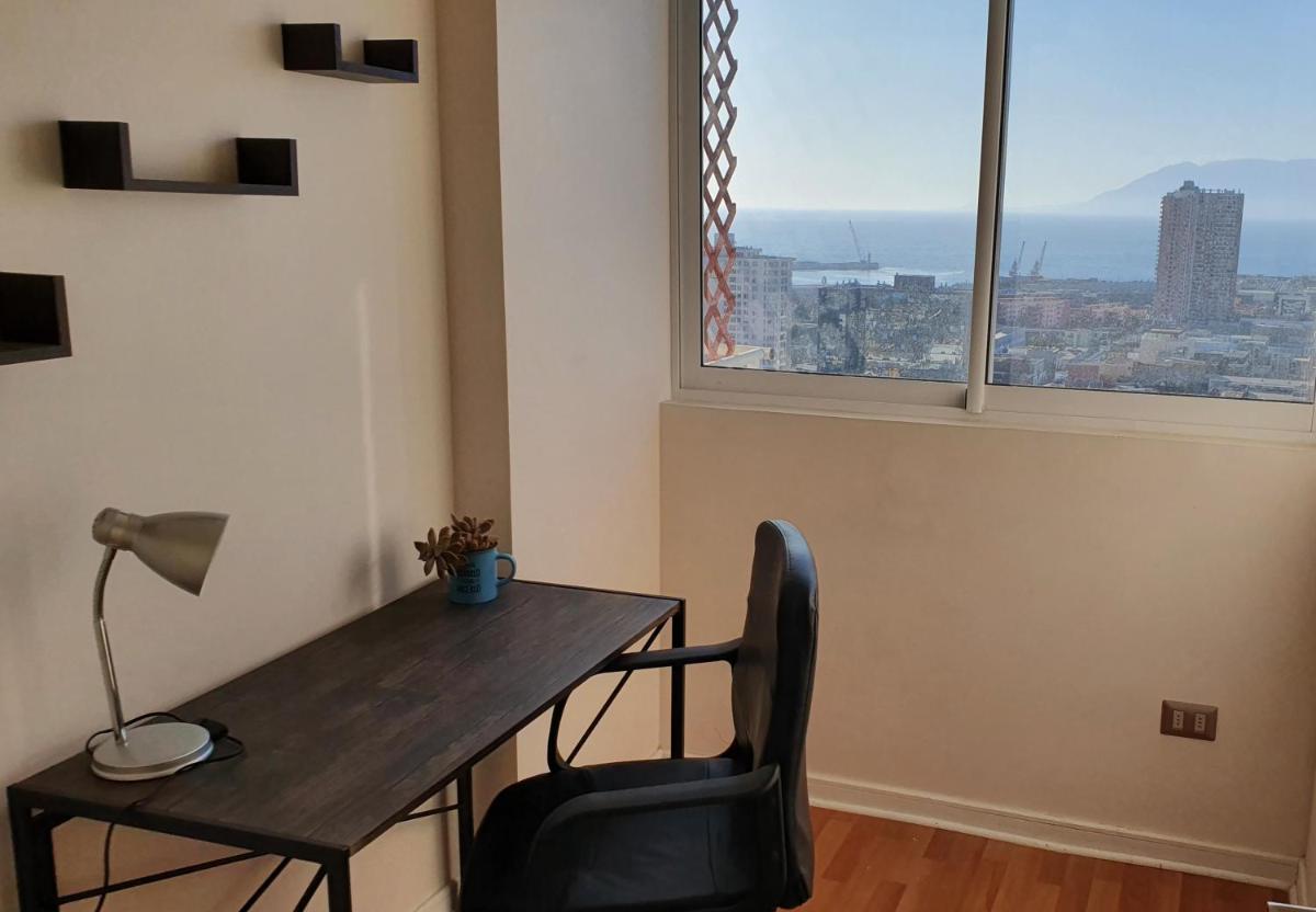 Antofagasta Sunset - Amplio Departamento con Home Office y Vista Mar - Housity