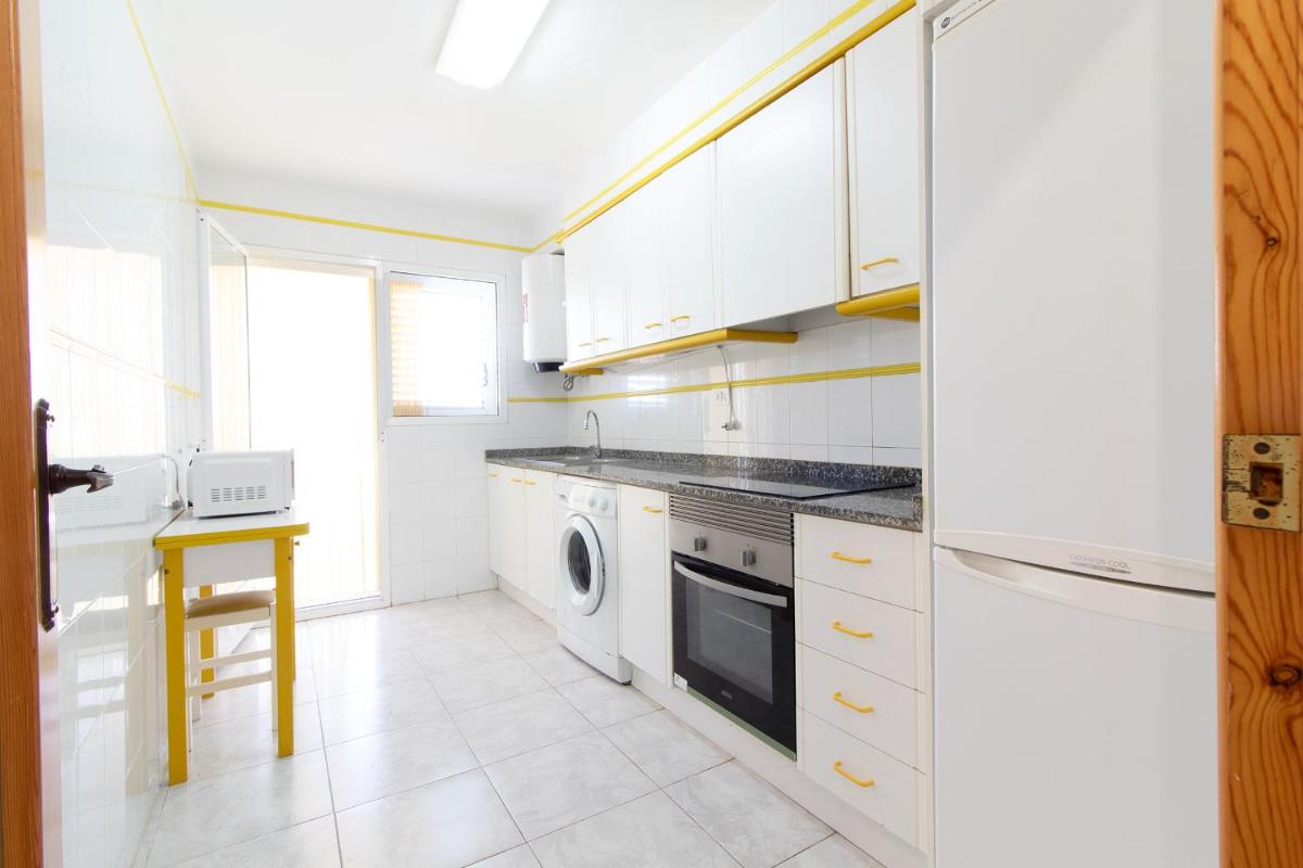 Global Properties, Bonito apartamento en la playa de Corinto, Sagunto - Housity