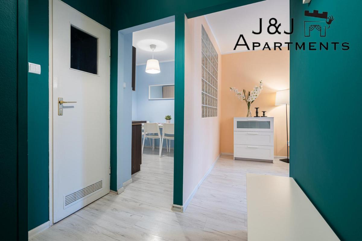 J&J Apartments - Szczytna 1, Apartament 10 - Housity