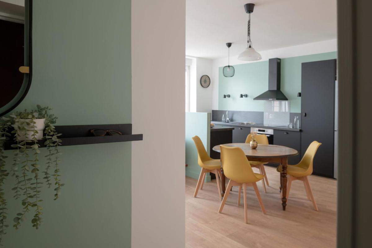 Chic and Cosy 3 bedroom Flat Center of Mâcon - Housity