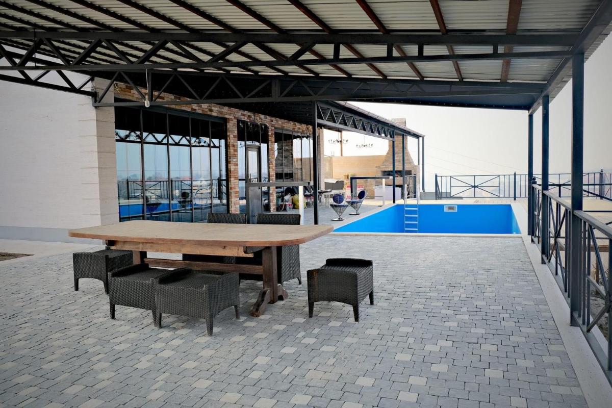 Suitetrails - Ashtarak Villa on Riverside