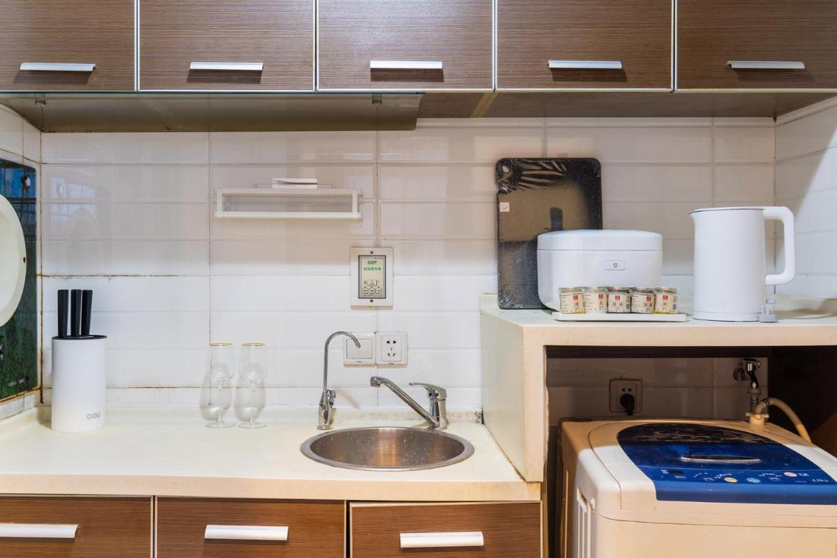 Locals Apartment Inn 05 - Housity