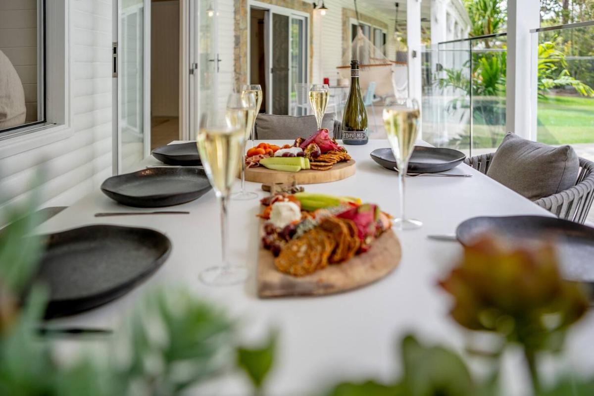 La Boheme Whitsunday in Airlie Beach with Pool - Housity
