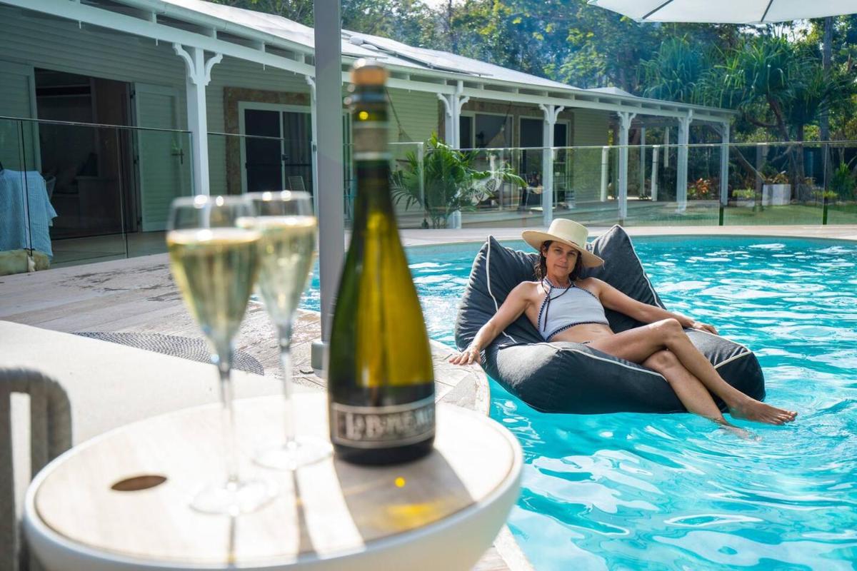 La Boheme Whitsunday in Airlie Beach with Pool - Housity