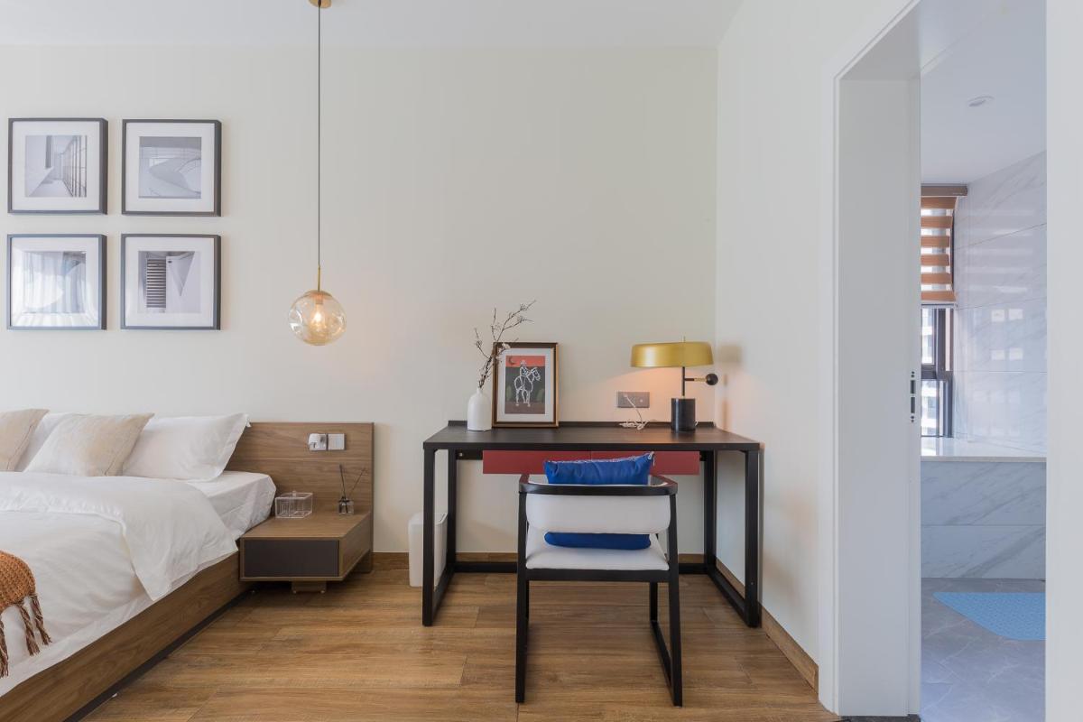 Locals Apartment House 16 - Housity