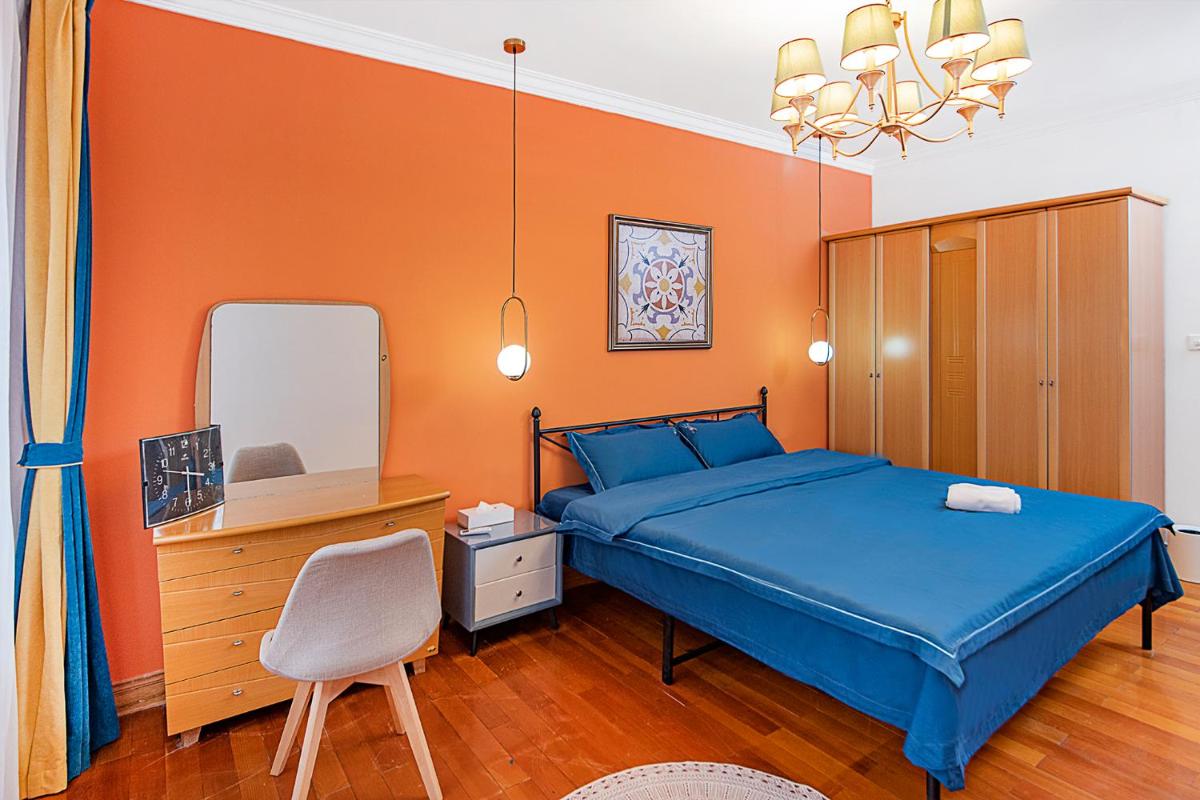 Locals Apartment House 20 - Housity
