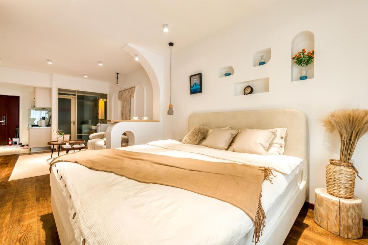 Locals Apartment House 45 - Housity