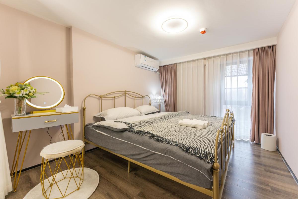 Locals Apartment House 19 - Housity