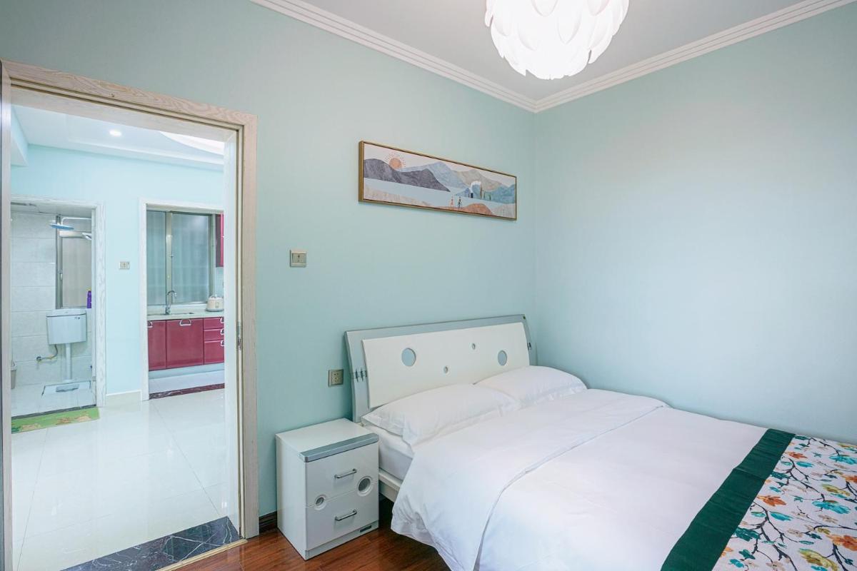 Locals Apartment Place 01 - Housity