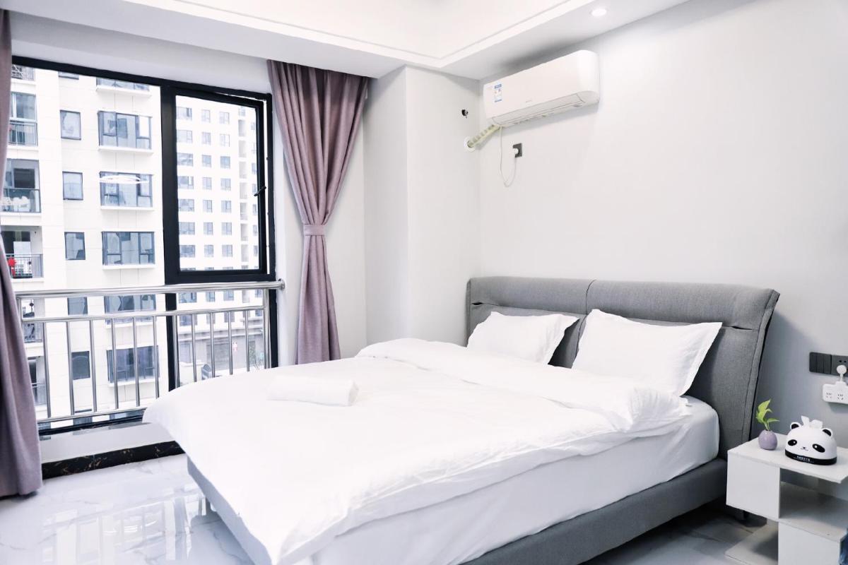 Locals Apartment House 05 - Housity
