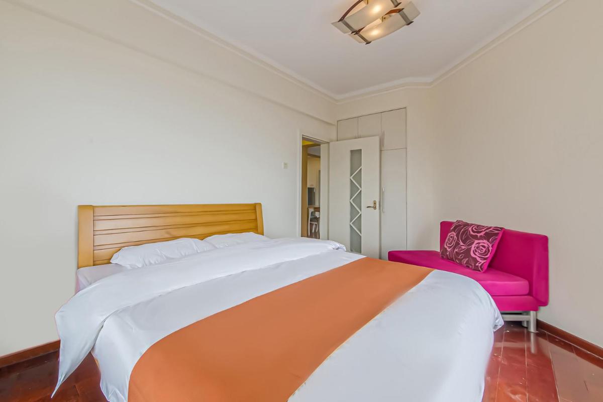 Locals Apartment House 01 - Housity