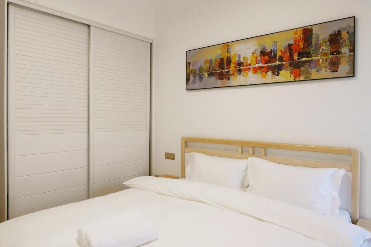 Locals Apartment House 11 - Housity