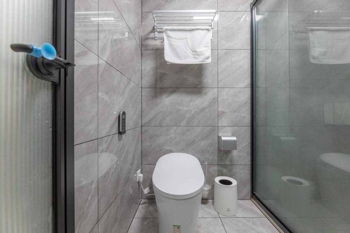 Locals Apartment Place 27 - Housity