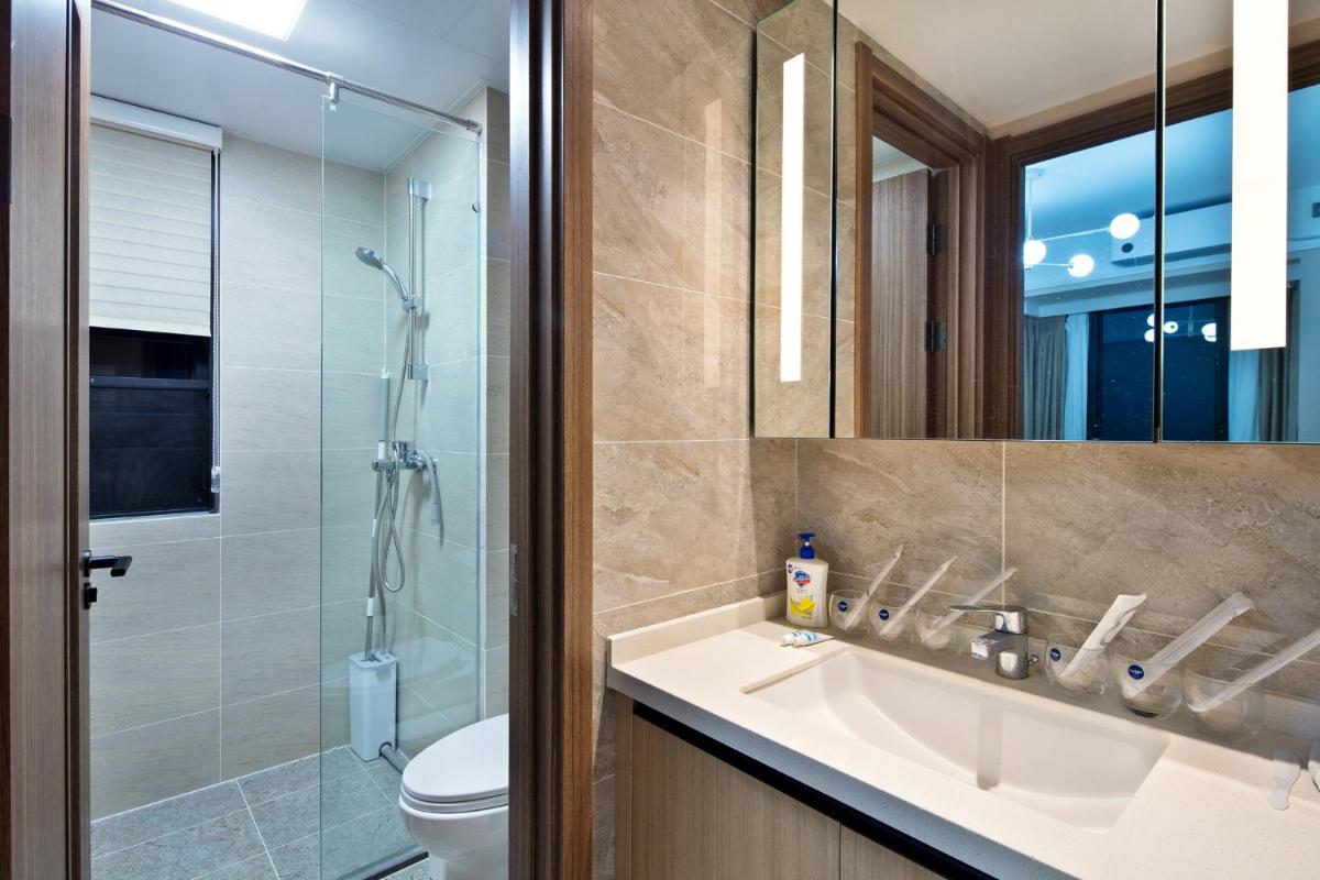 Locals Apartment Place 80 - Housity