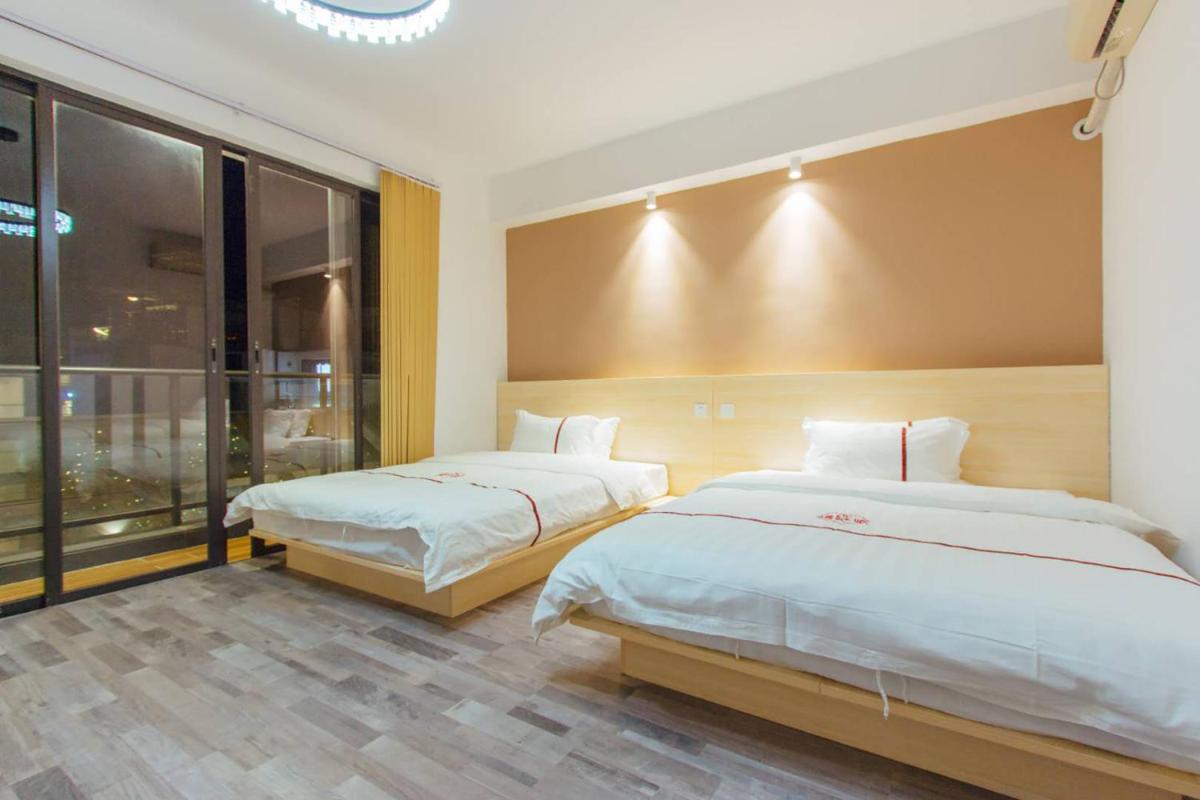 Luxury villa, independent kitchen, garden barbecue, KTV, mahjong, private swimming pool - Housity