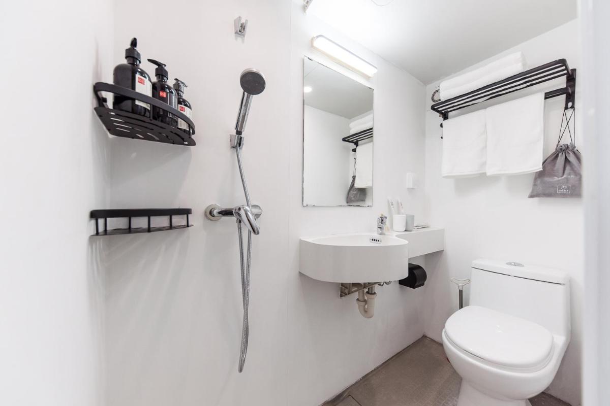 Vanke Apartment Guangzhou South Railway Station Vanke Expo Expo Expo Olympic Park yueshidai square Changlong happy world - Housity