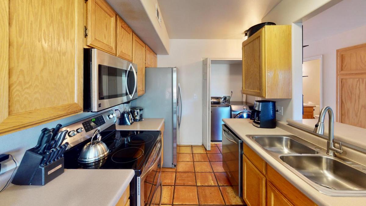 The Hacienda #3333 - Housity