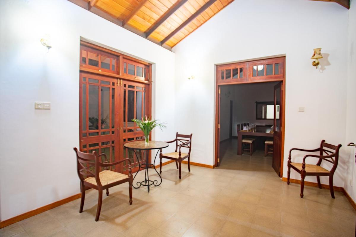 Suitetrails - The Kandyan Villa