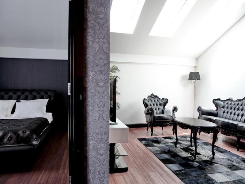 Nova City Garni Hotel Signature Collection - Housity