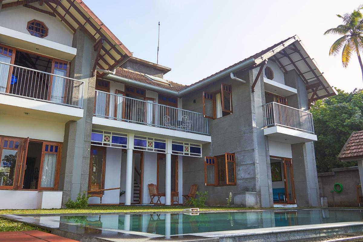 Hibiscus - Three-Bedroom Private Pool Villa - Housity