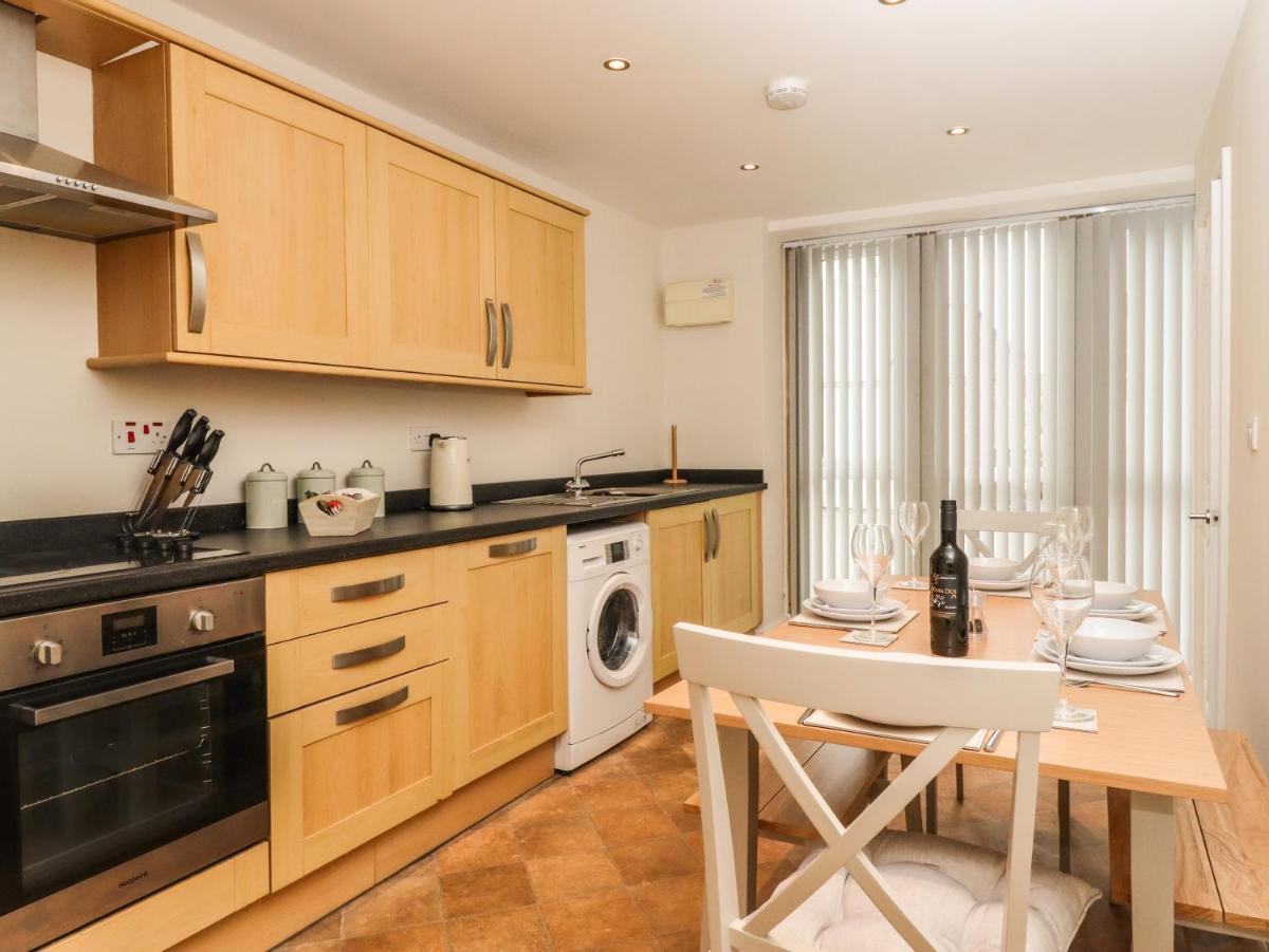 The Coach House - Housity