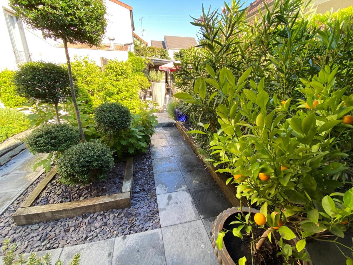 Independent chalet between Disney and Paris - Housity