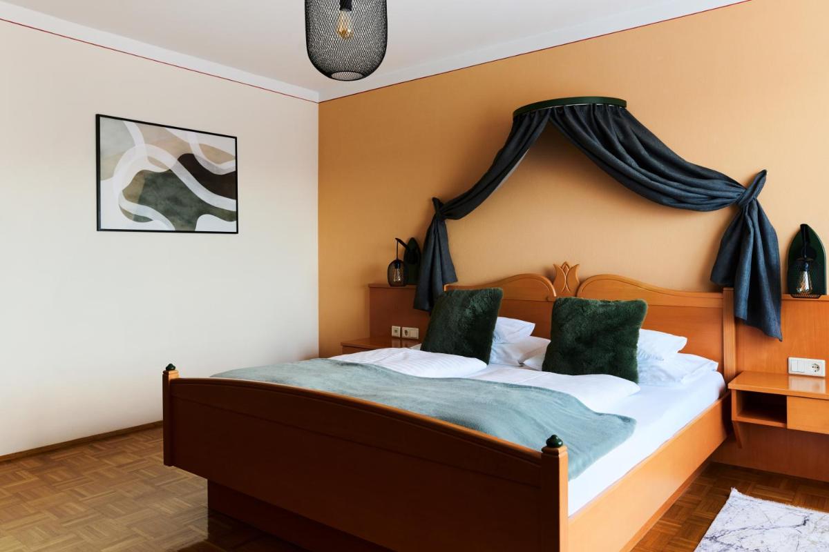 Hotel Garni Thermenoase - Housity
