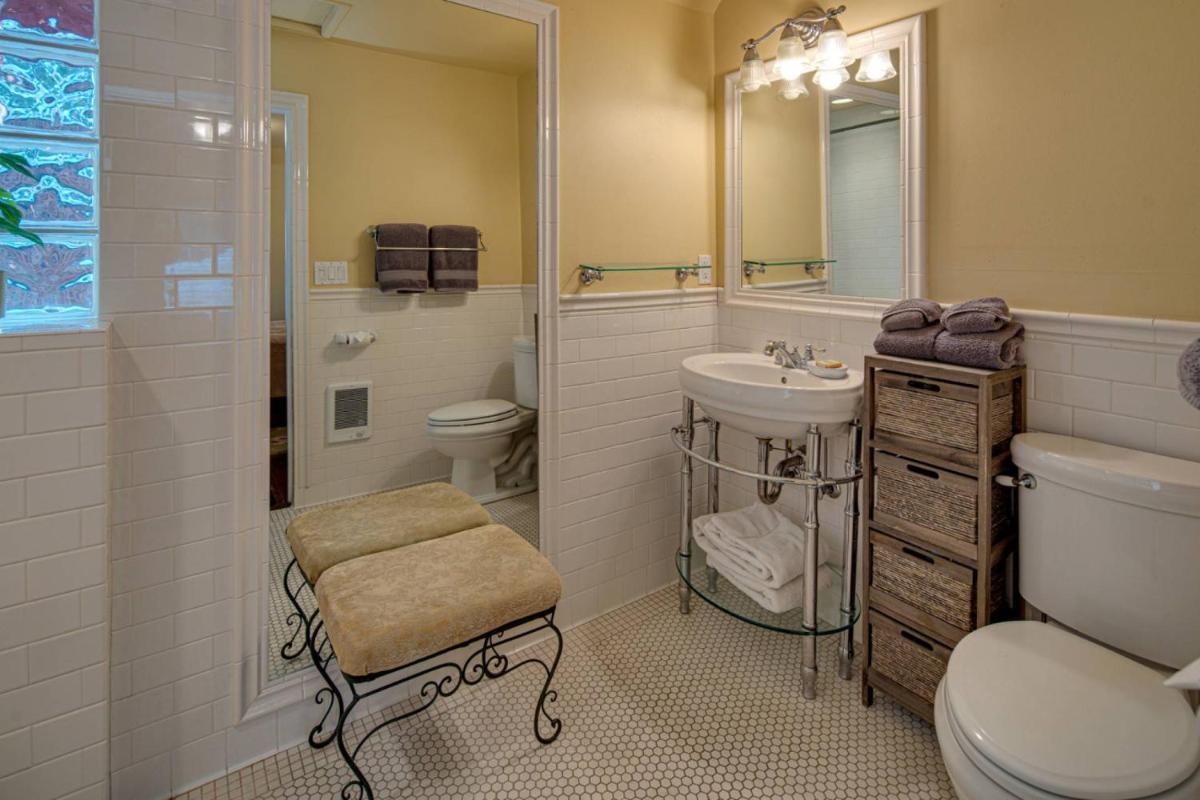 Hill St Cottage 55 - Housity