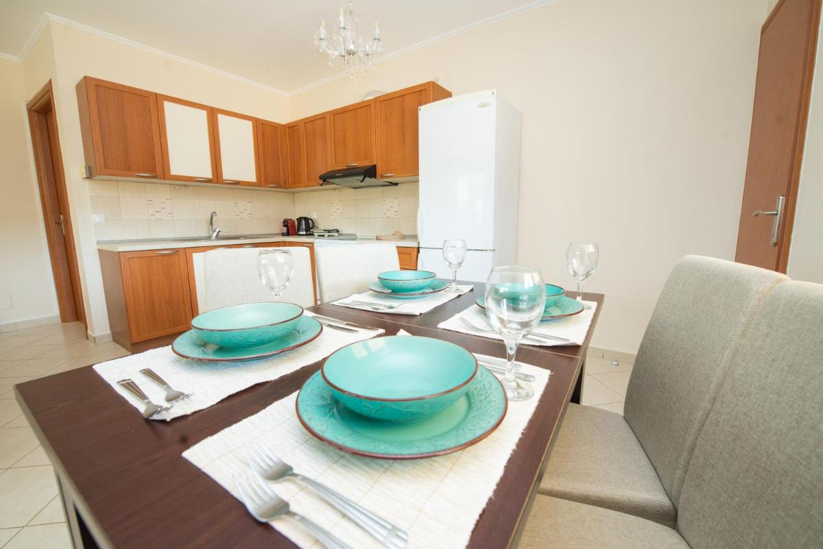 Julias Village-Allure - Housity
