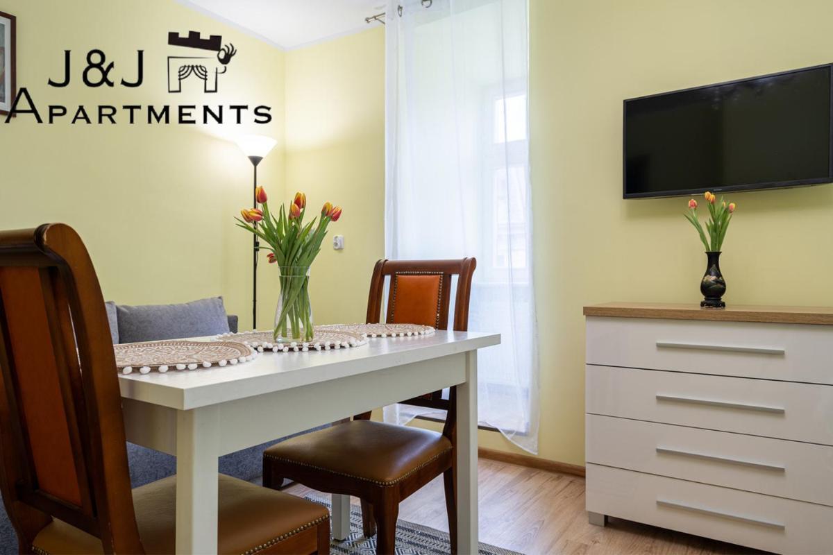 J&J Apartments, Szczytna 1 , Apartament 12 - Housity