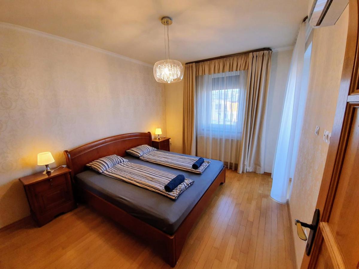Centrum Apartman with Free Parking - Housity