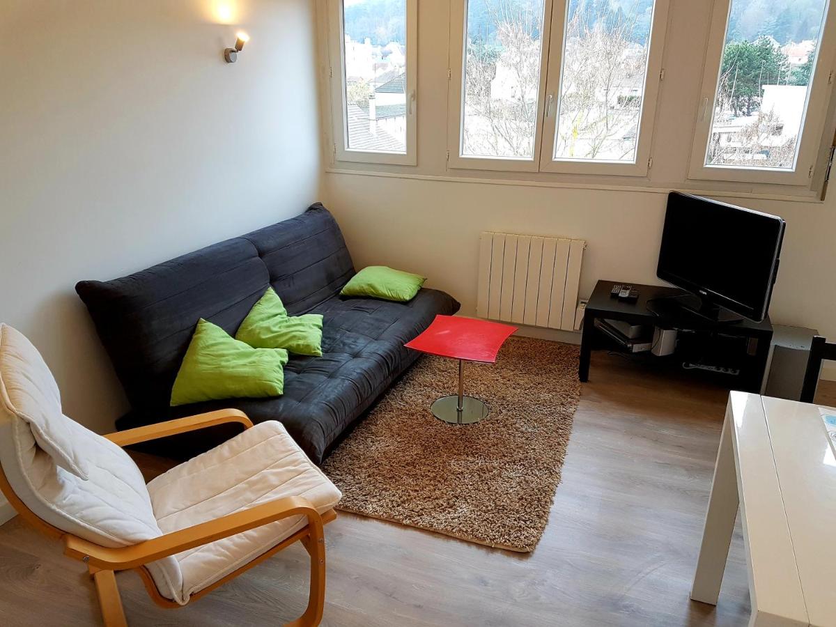 Appartement rénové lumineux proche centre ville - Hizvo
