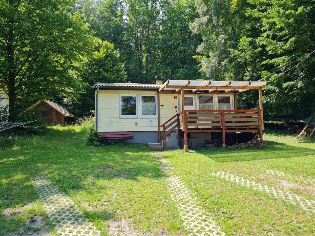 Ferienhaus am Badesee Schönsee Bungalow 12 - Housity