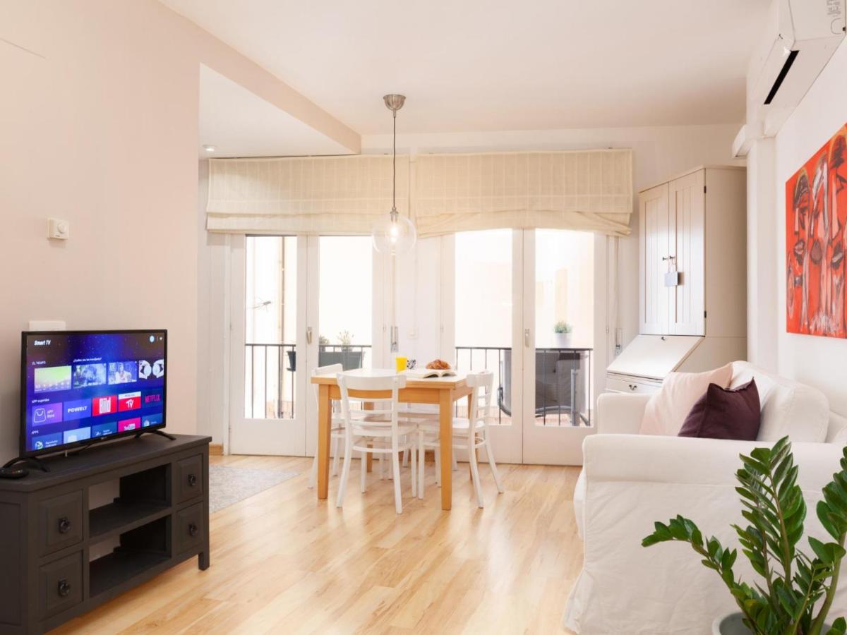 LETS HOLIDAYS Attractive apartment in costa brava - Housity