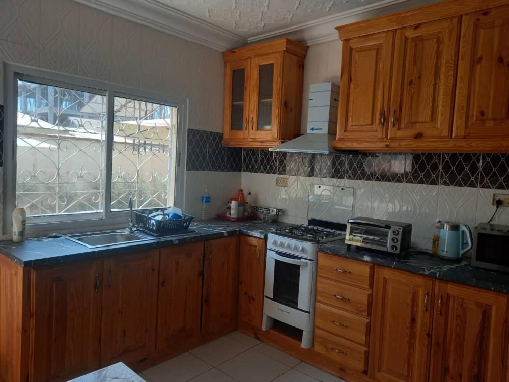 Gam Properties Guest House - Housity