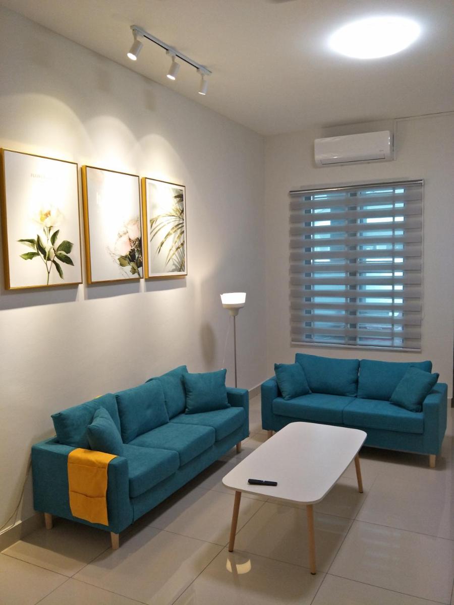 73 Cozyhome-Gated and Guarded,Northern European Interior - Housity