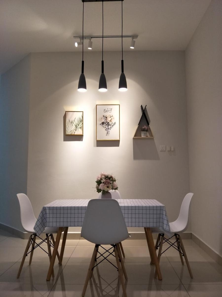 73 Cozyhome-Gated and Guarded,Northern European Interior - Hizvo