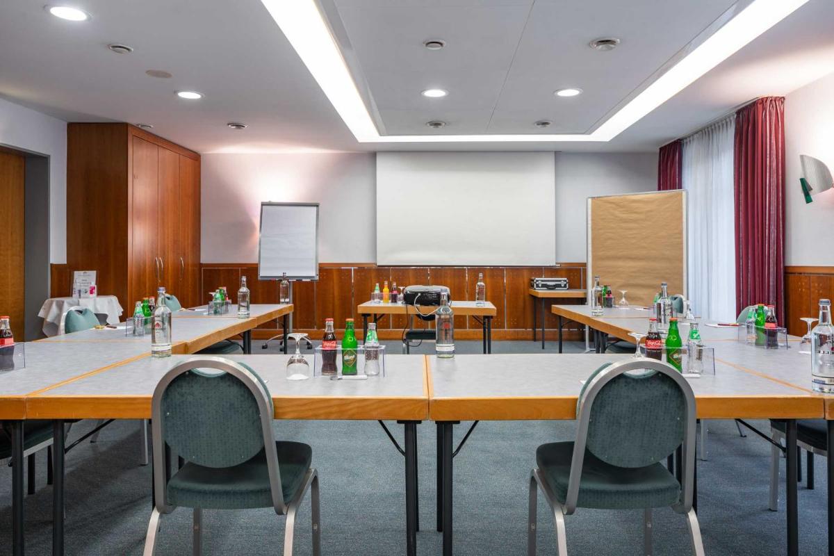 Residenz Hotel Detmold - Hizvo