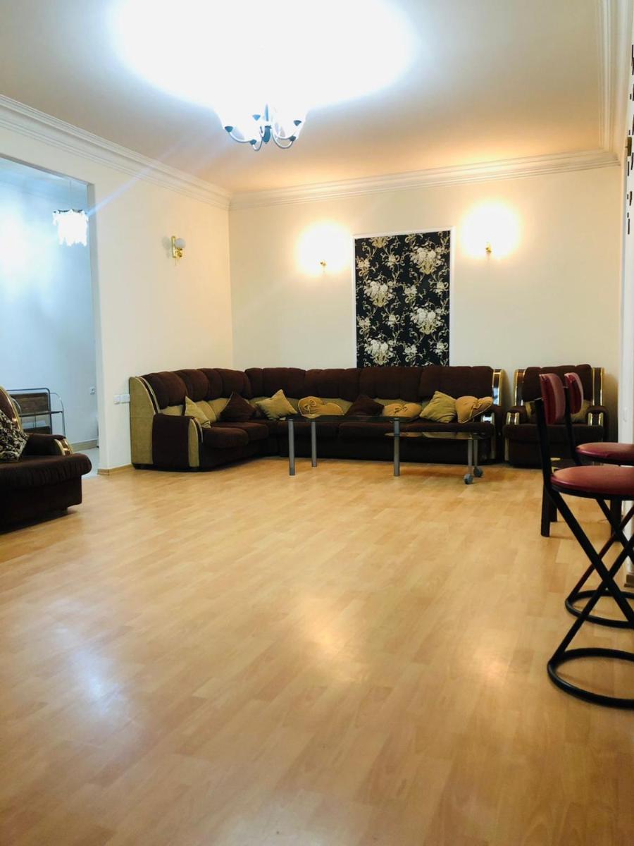 Apartment on Kievyan Street - Housity
