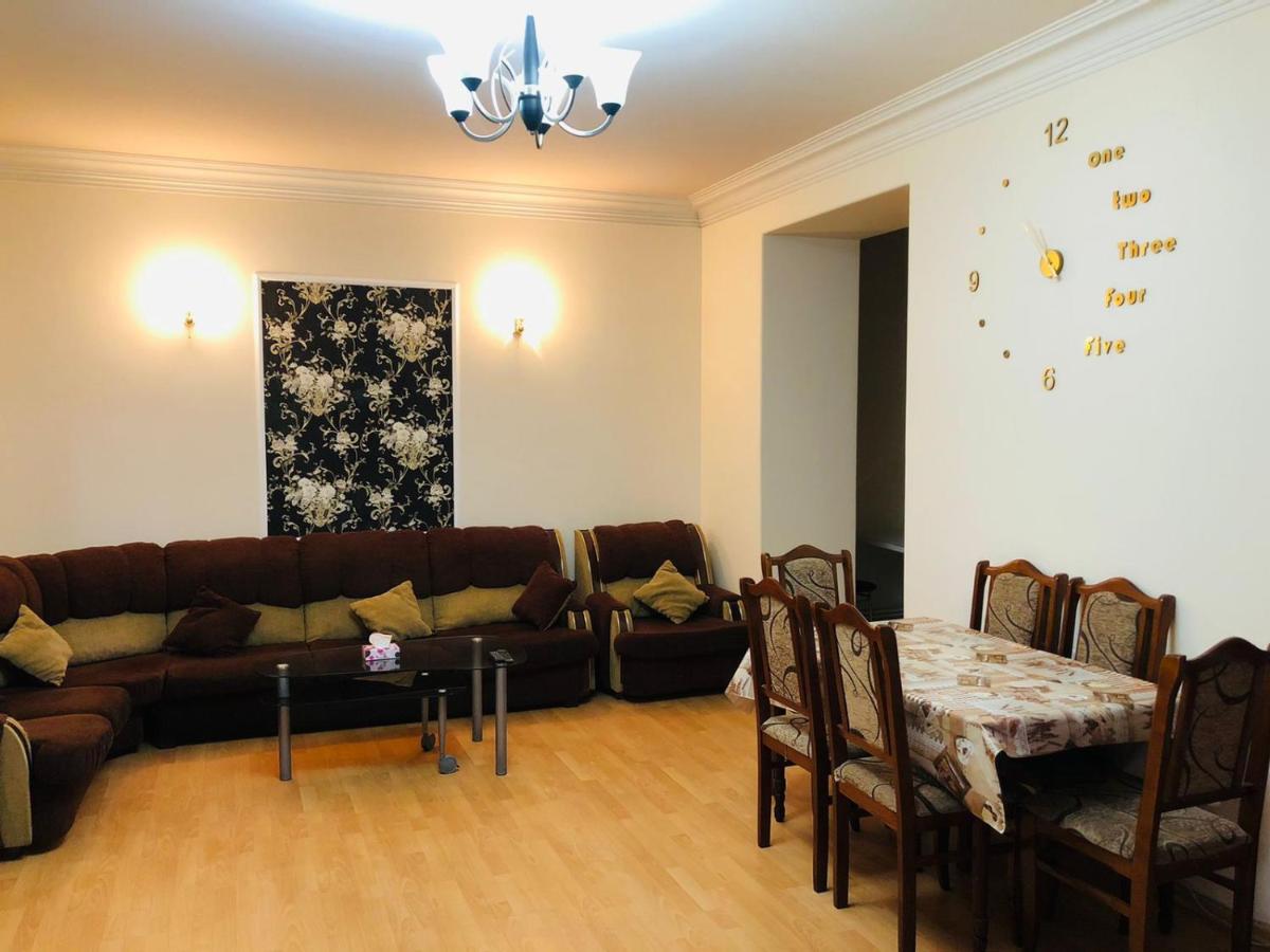 Apartment on Kievyan Street - Housity