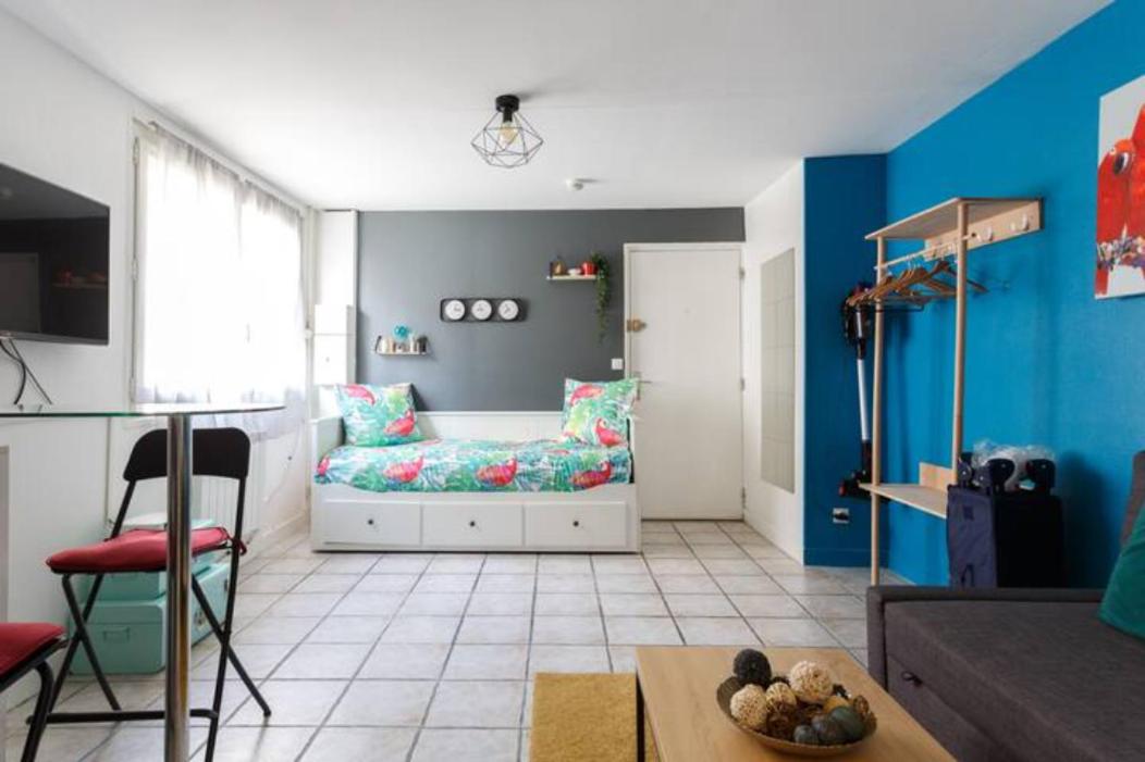 PARIS Proche : Studio tranquille et cosy - Housity