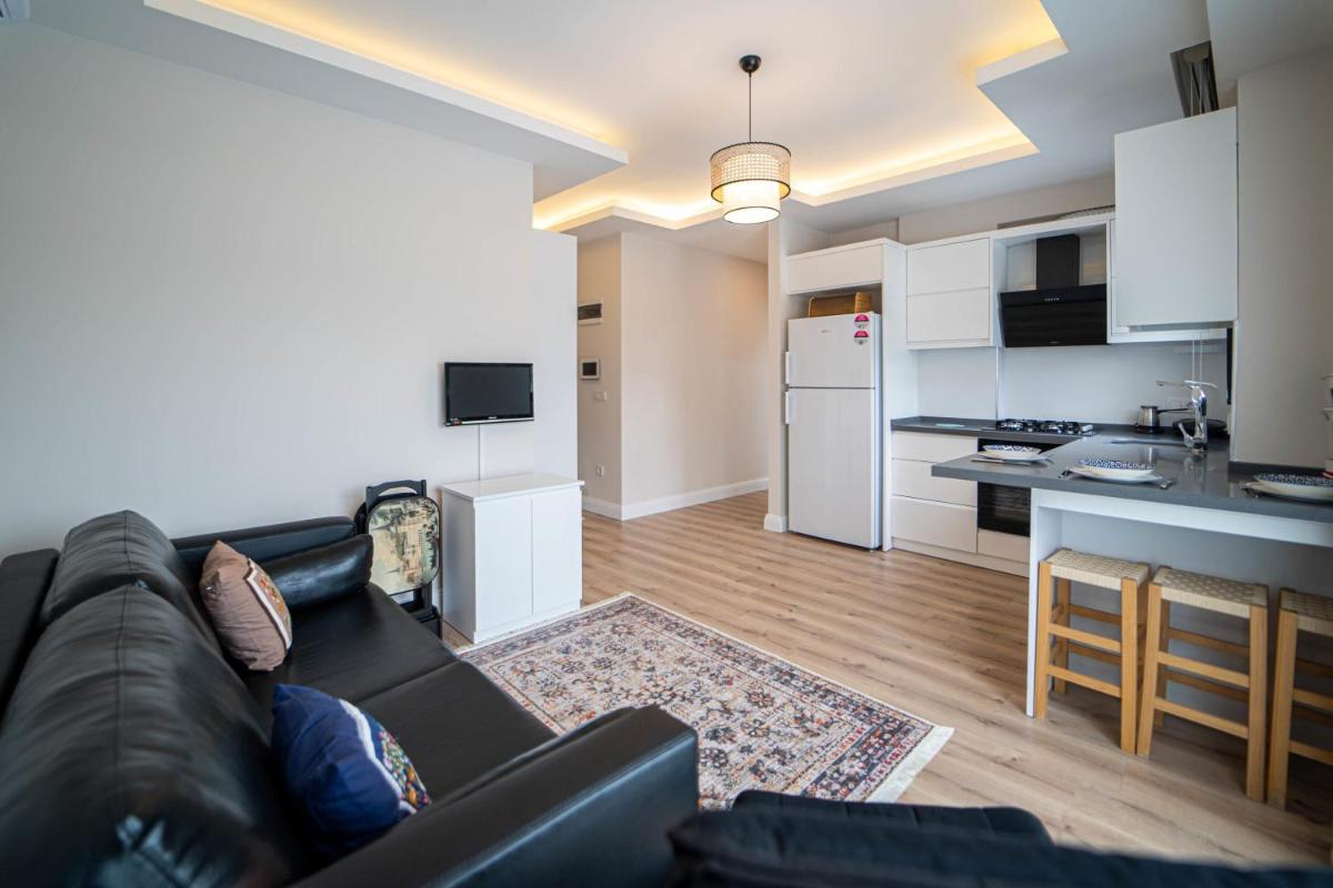 Suitetrails - Pleasant Apartment with Central Location near Popular Attractions in Fethiye