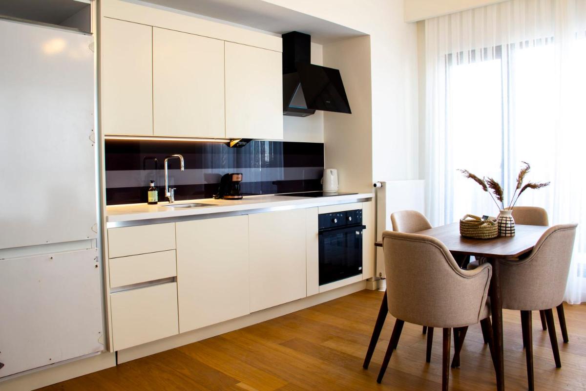 Modern and Cozy Apartment near Shopping Malls in Bagcilar - Housity